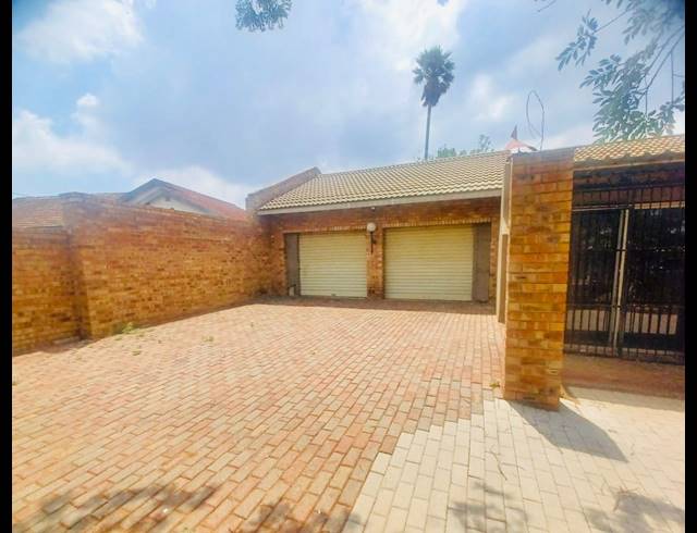 3 BEDROOM HOUSE FOR SALE IN VISAGIE PARK